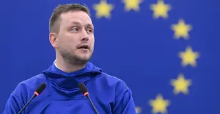 গ্রিনল্যান্ড দখলের পরিকল্পনা থেকে সরে আসেননি ট্রাম্প: নেলসেন